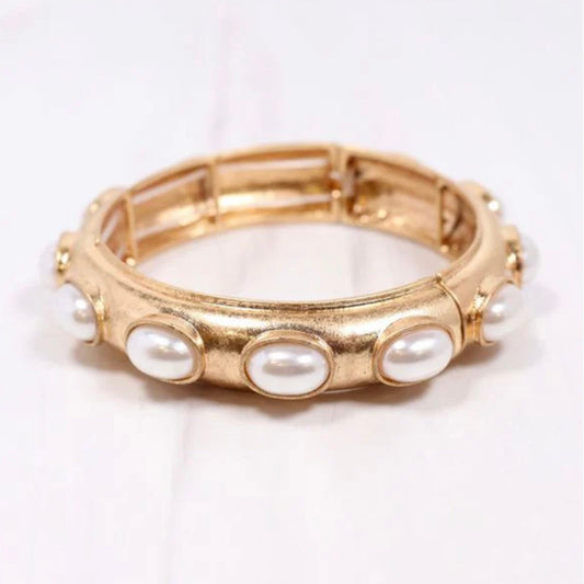 Harriette Gold Pearl Bracelet